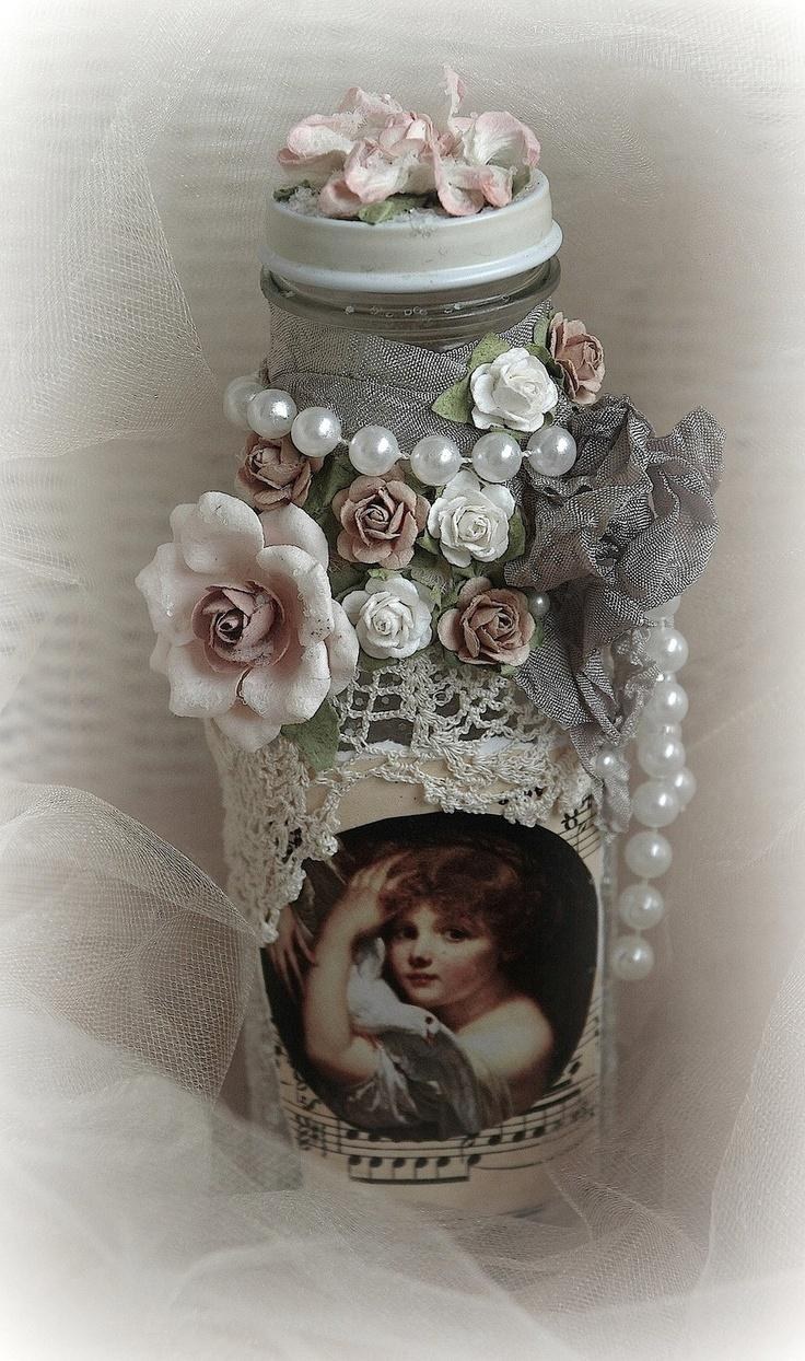 Декупаж бутылок в викторианском стиле