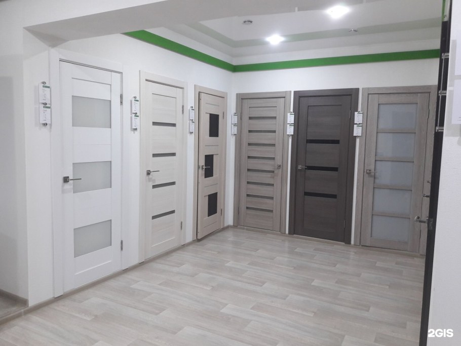 Межкомнатная дверь остекленная Антико 70×200