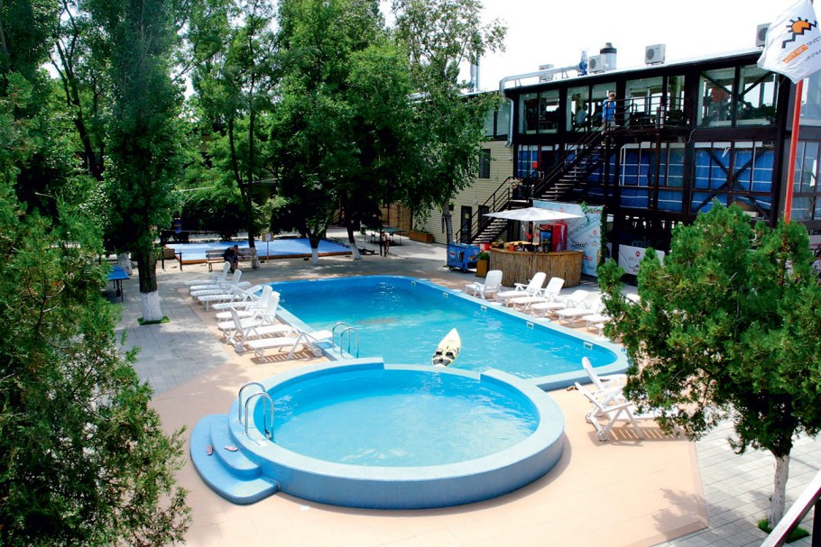 Отель Акватория лета Ейск