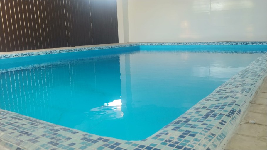 Затока база Дельфин