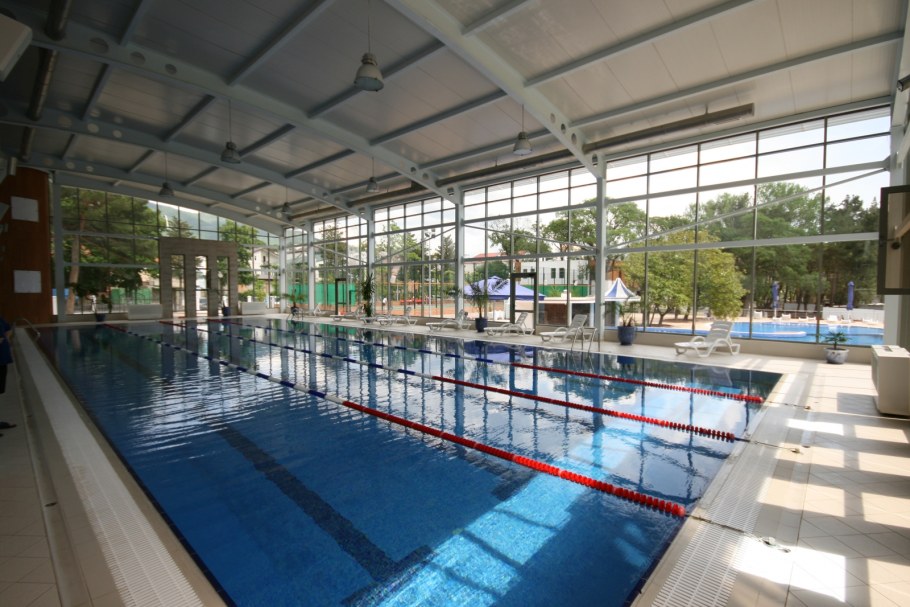 Бассейн в Ейске спорткомплекс