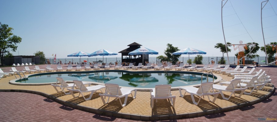 Г Ейск гостиница Торнадо