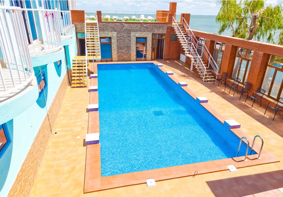 Бассейн в Ейске