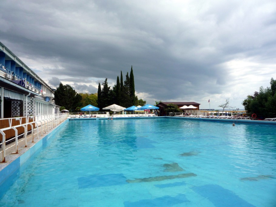 Бассейны в Ейске Олимп