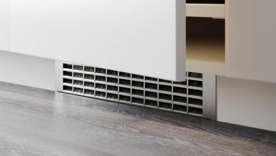 Соединитель цоколя 180