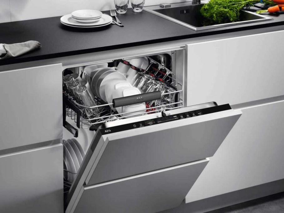 Посудомоечная машина (компактная) Midea mcfd55200s