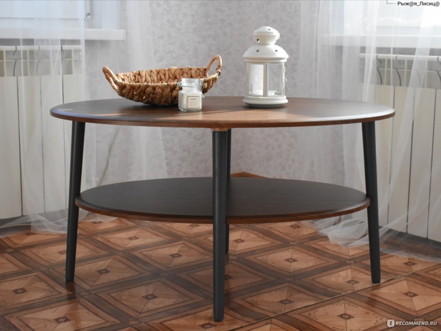 Прикроватный столик задвижной