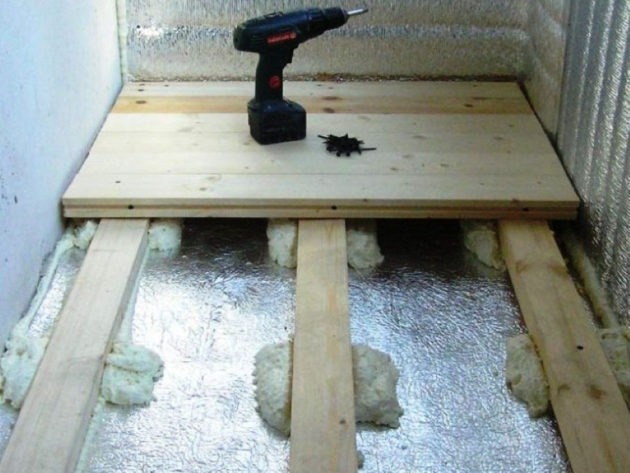 Утеплитель для пола в деревянном доме по лагам 100мм Кнауф