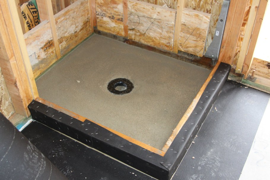 Гидроизоляция поддона для душа