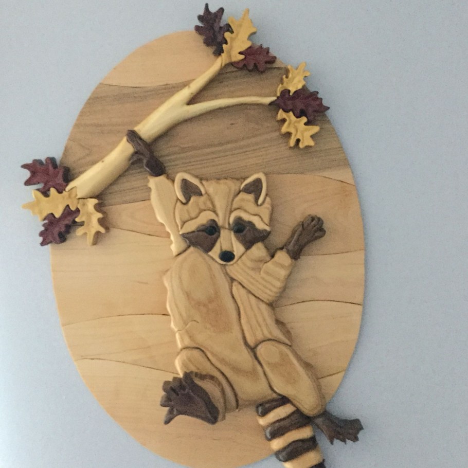 Интарсия медведь