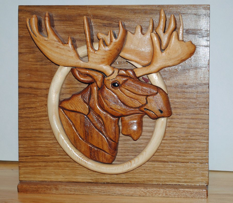 Резьба по дереву интарсия Сова