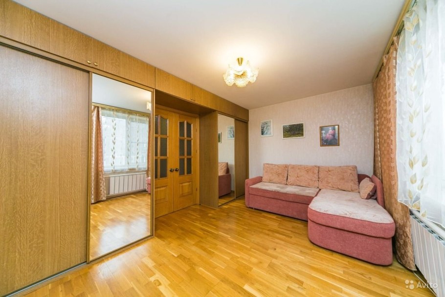 Мебельный магазин изнутри