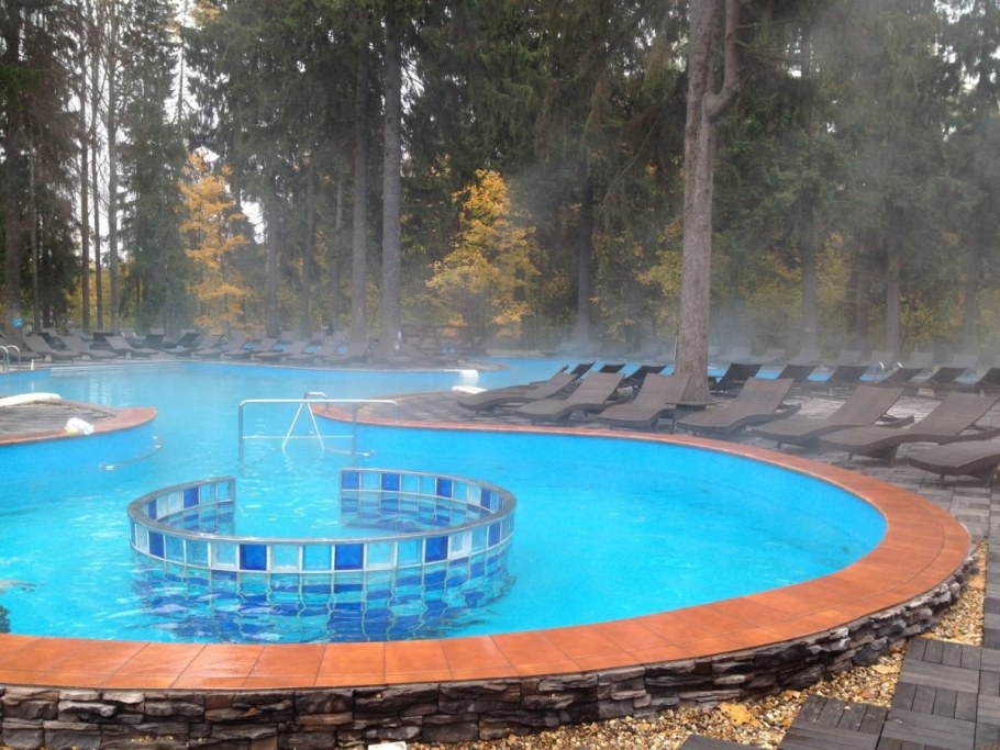 Бассейн Compass Pools Nova Navy