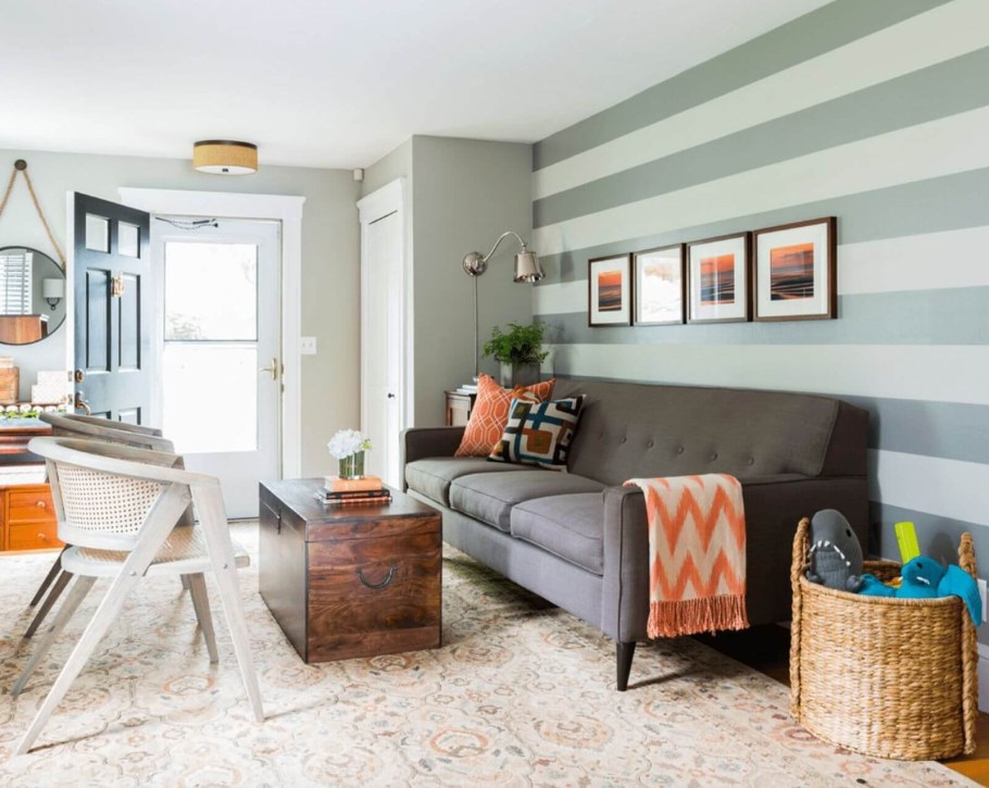 Акцентная стена в интерьере кухни гостиной