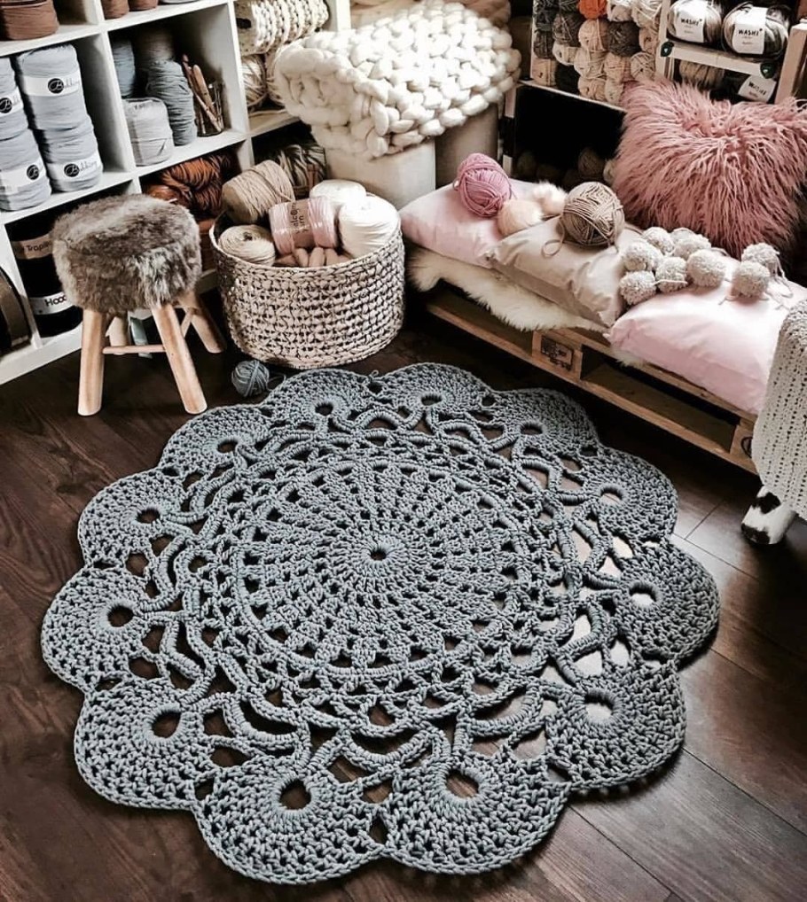 Вязаный декор для дома