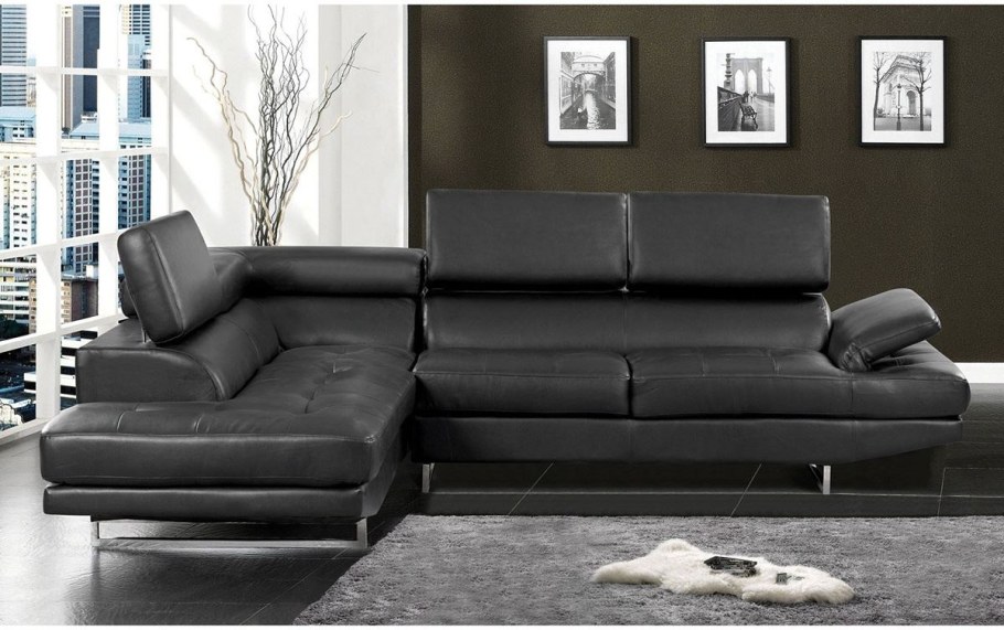 Мягкая мебель классическая на ножках