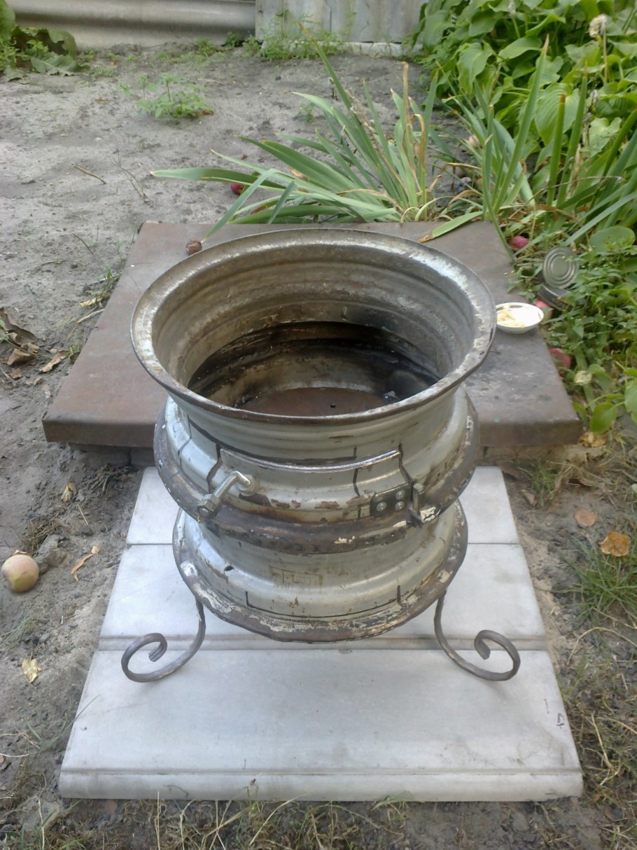 Мангал из штампованных дисков