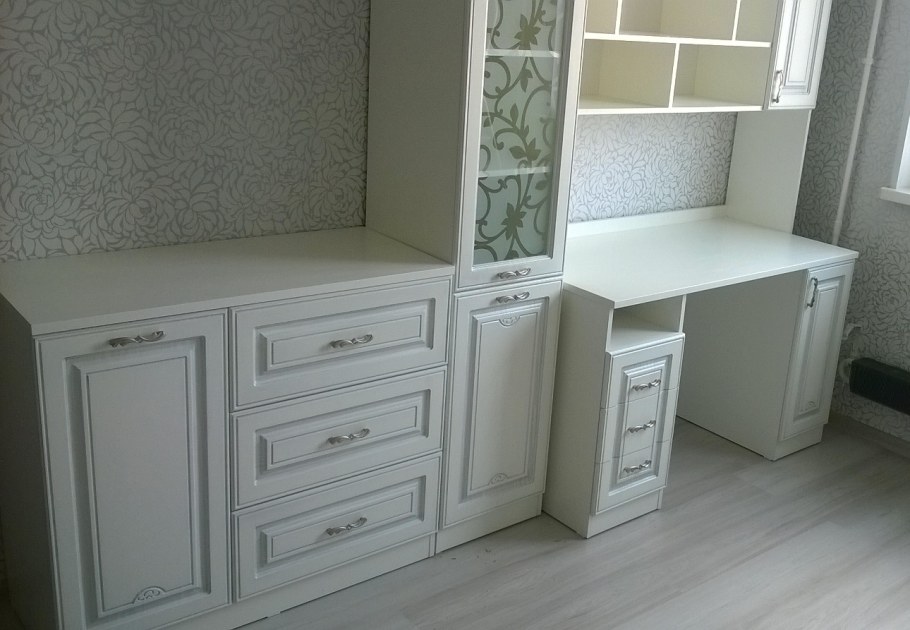 Детская Мальвина стол письменный