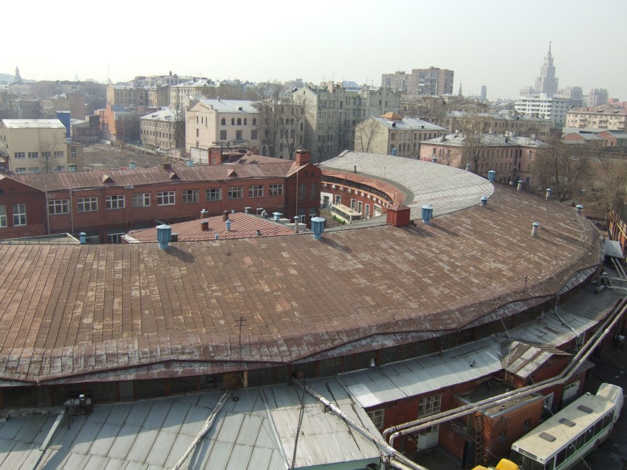 Гараж на памятник