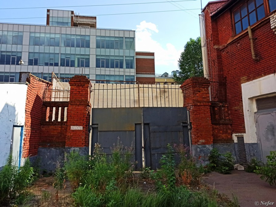 Гараж на Новорязанской улице