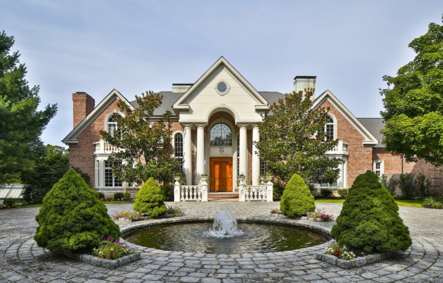 Имение Ривертон Англия фонтаны