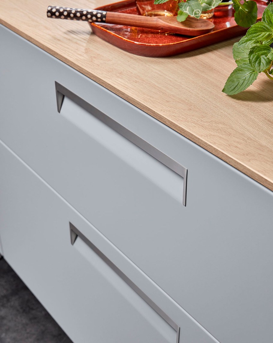 Кухни Интегра с интегрированной ручкой