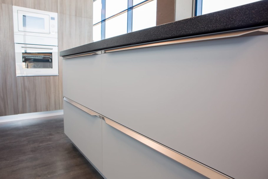 Ручка торцевая era rt008cp.1/224/400