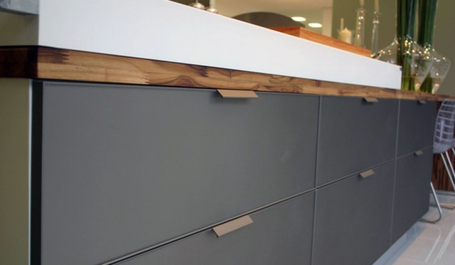 Ручка профиль интегрированная l=3900 в фасад