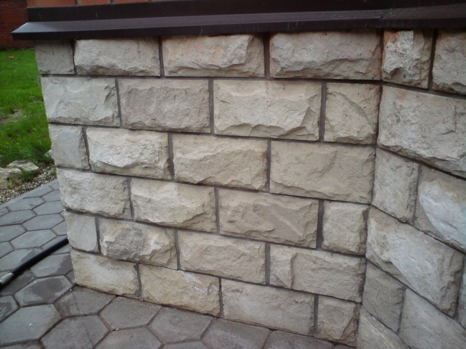 Колотый Доломит-скала