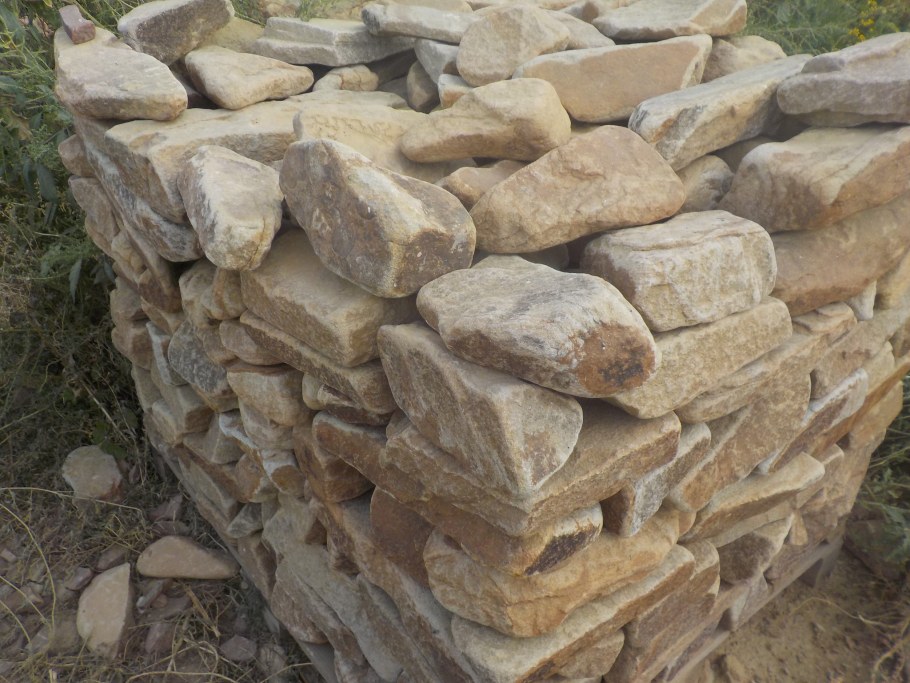 Бутовый камень на даче