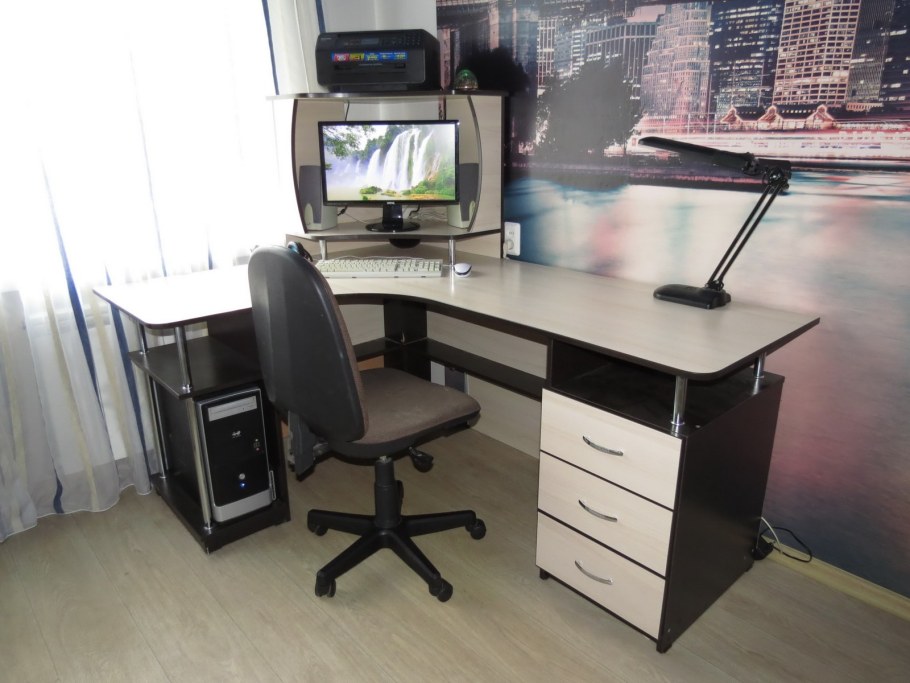 Топ угловой стол