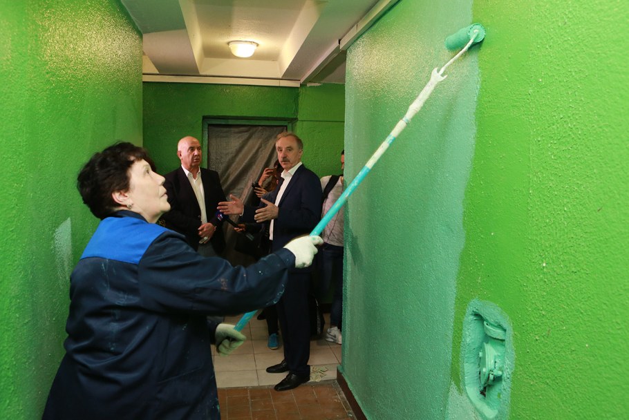 Пол в подъезде