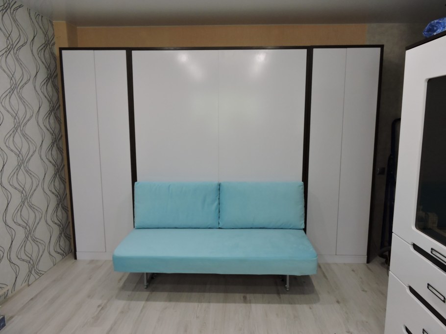 Шкаф кровать в классическом стиле