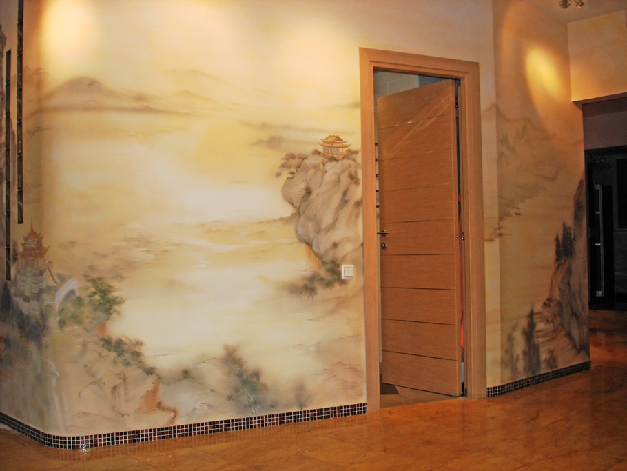 Роспись клеевыми красками настенная