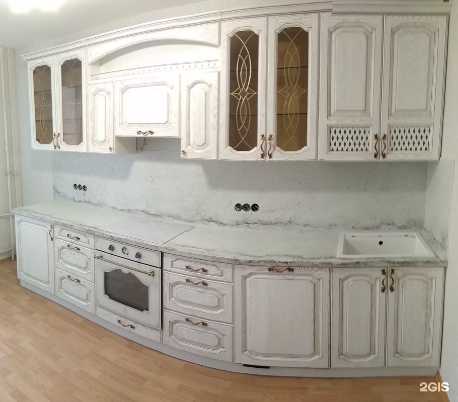 Кухня в цвете коньяк