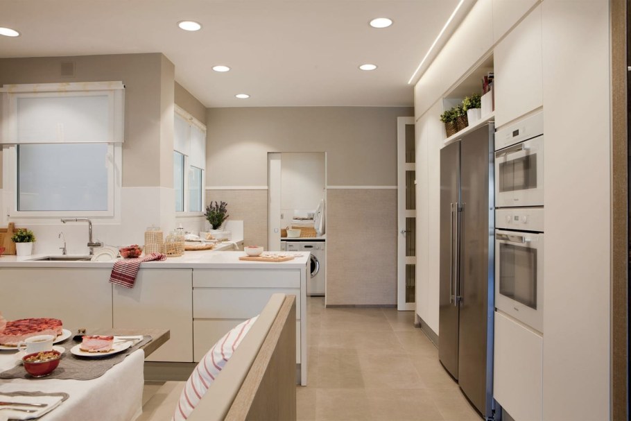 Точечное освещение на кухне