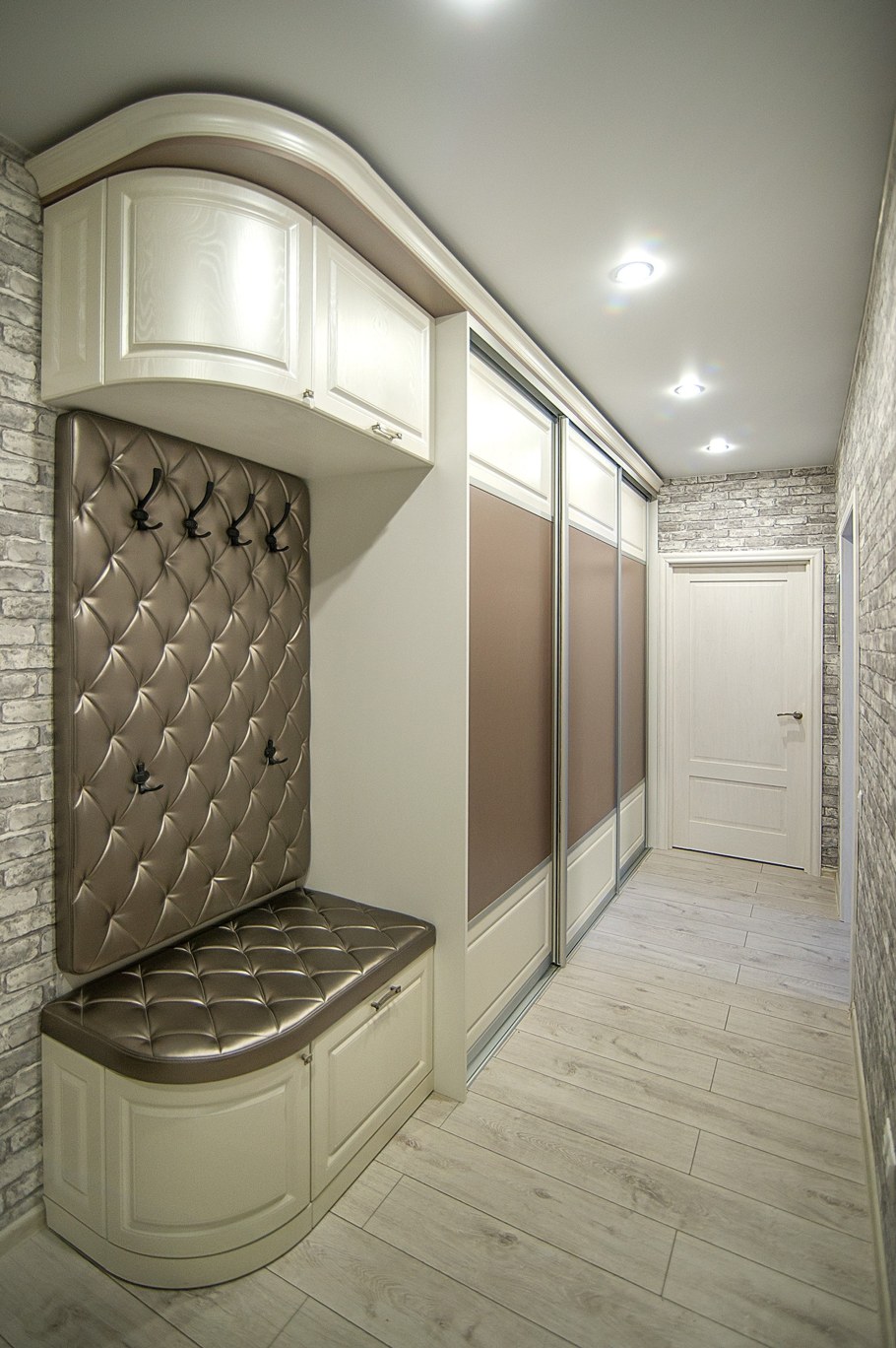 Шкаф в прихожую