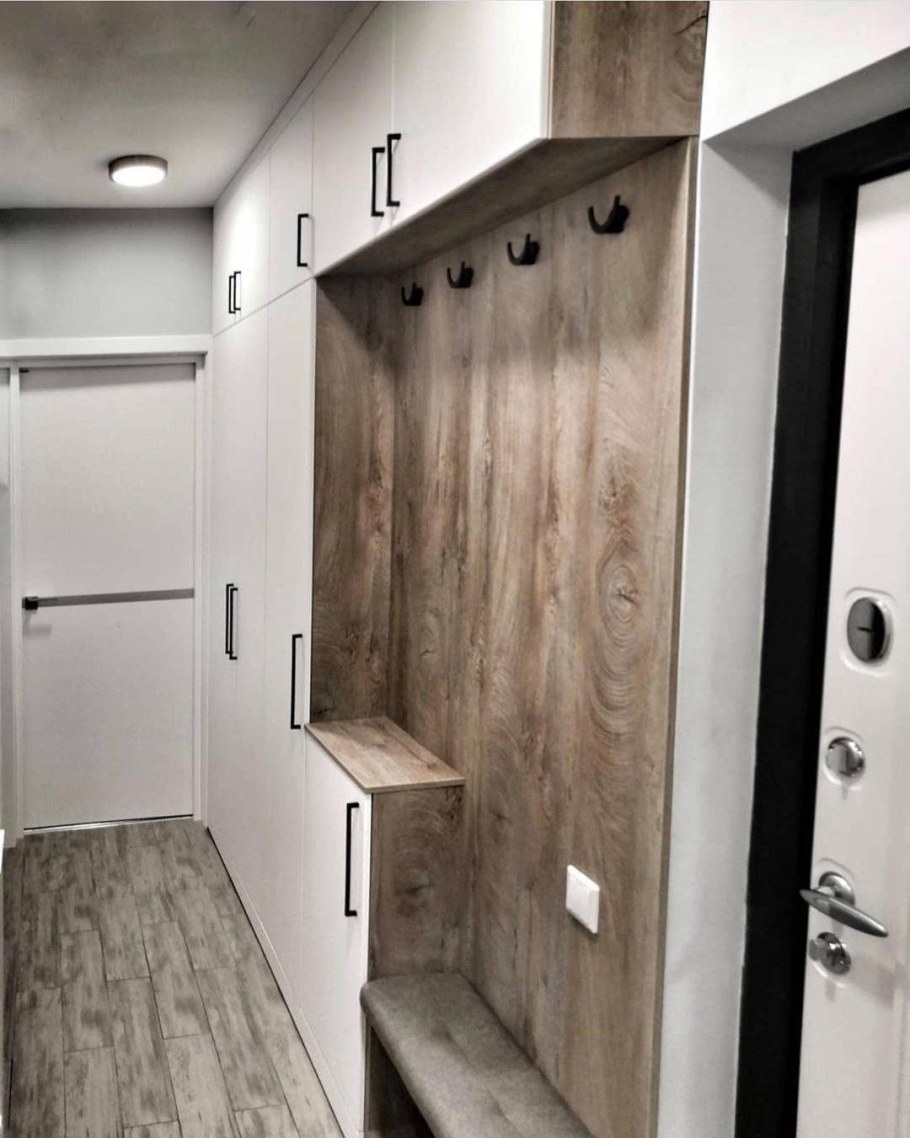 Узкая прихожая