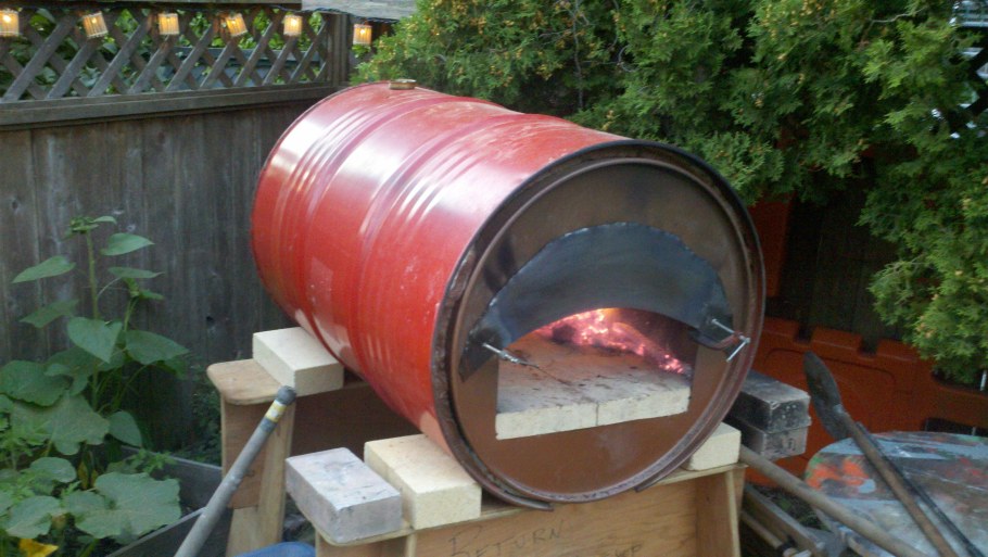 Печь для сжигания веток на даче