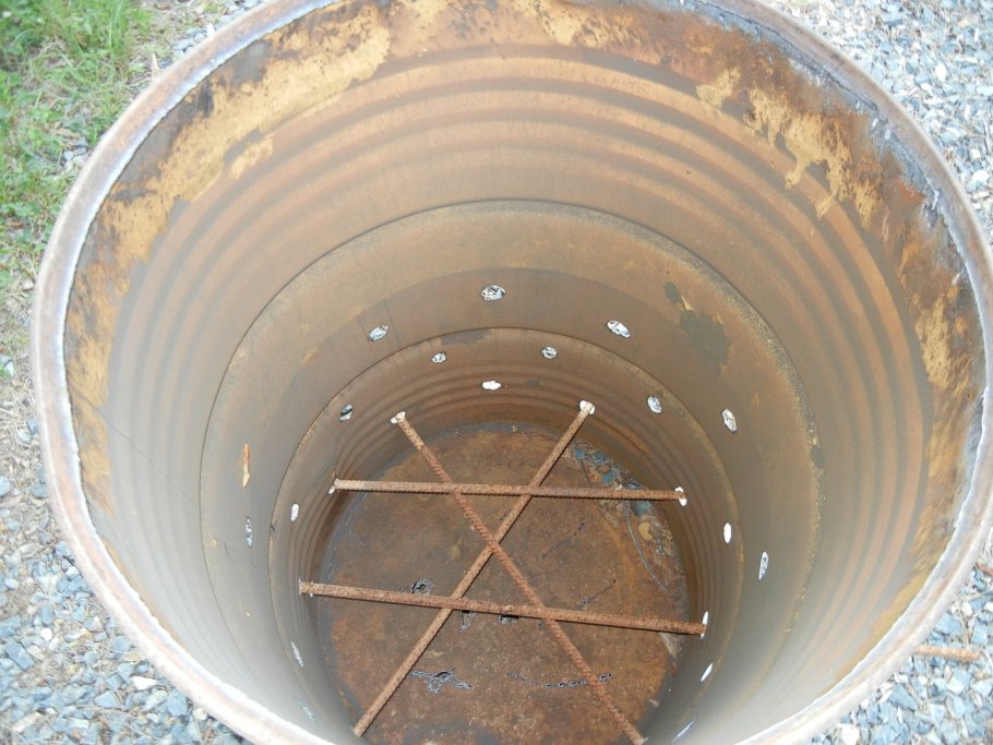 Тандыр из 200л бочки