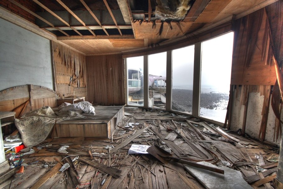 Особняк с привидениями Диснейленд Париж