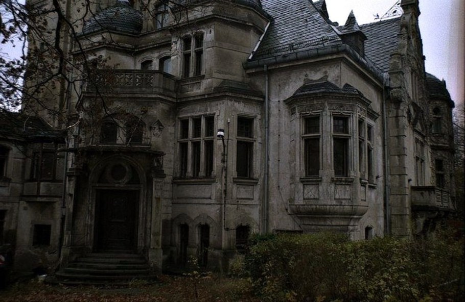 Парижский Диснейленд дом ужасов