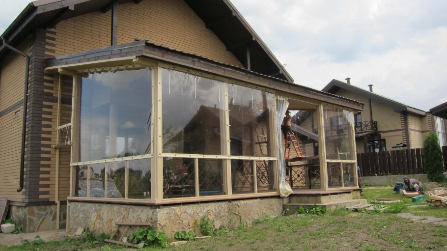 Тюль на веранду дачи