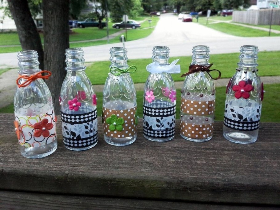 Стеклянные бутылки в интерьере