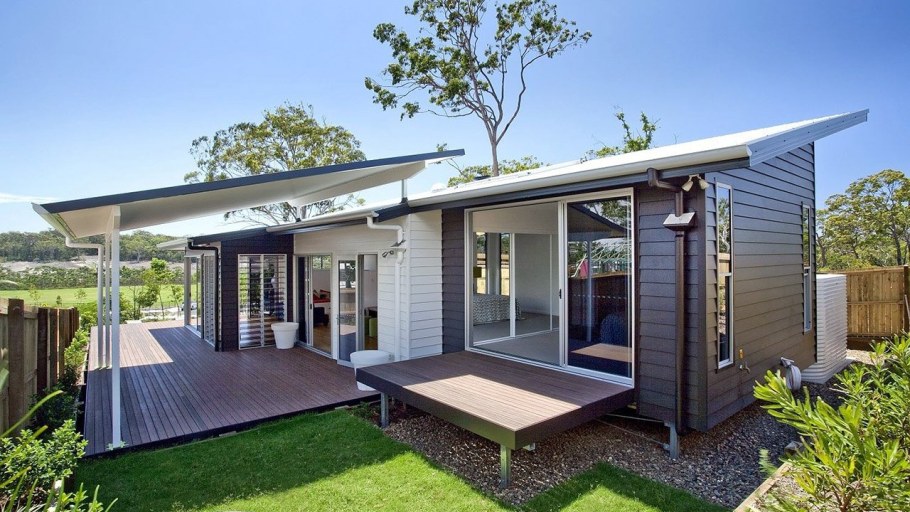 Баня с односкатной крышей и беседкой под одной крышей