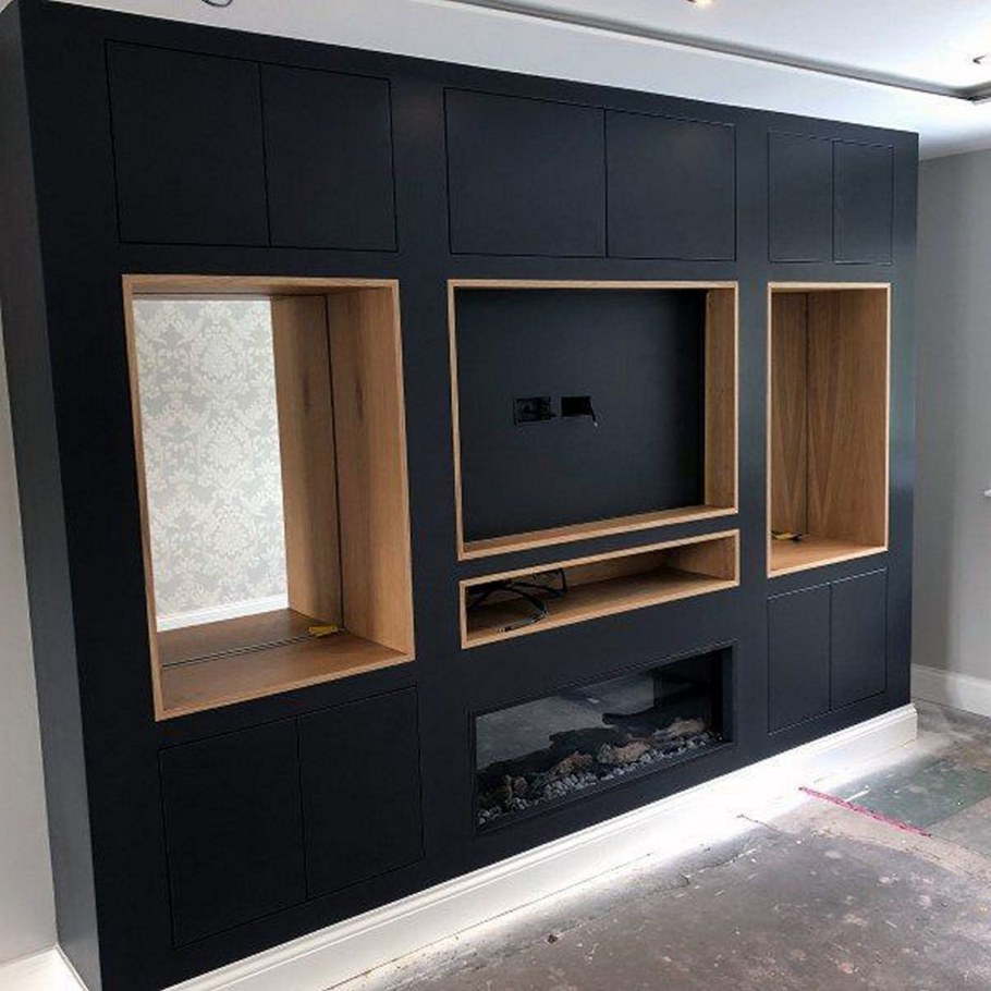 Телевизор встроенный в стенку