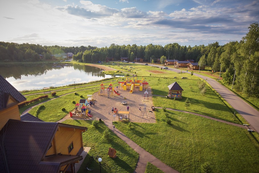 Лесные озера коттеджный поселок Ярославское