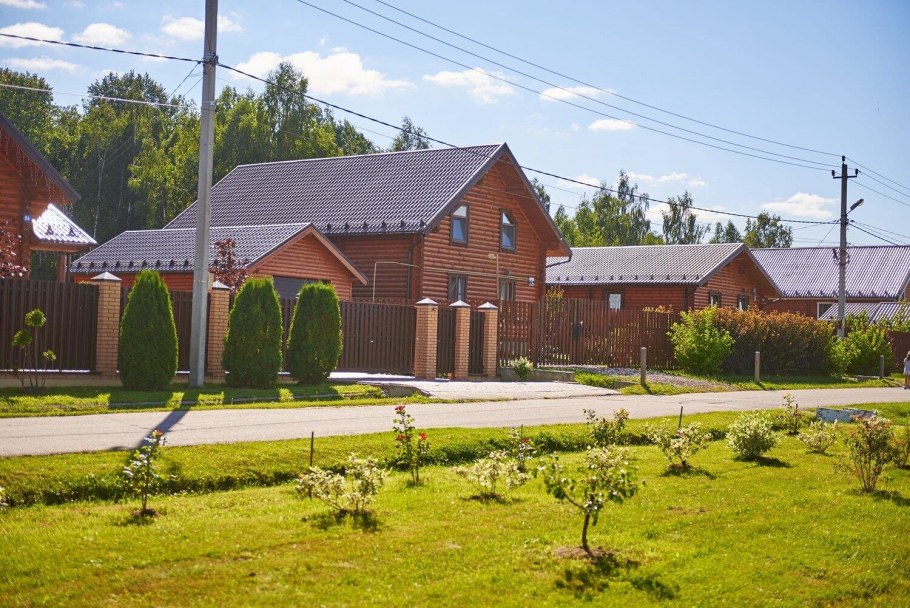 Лесные озера коттеджный поселок