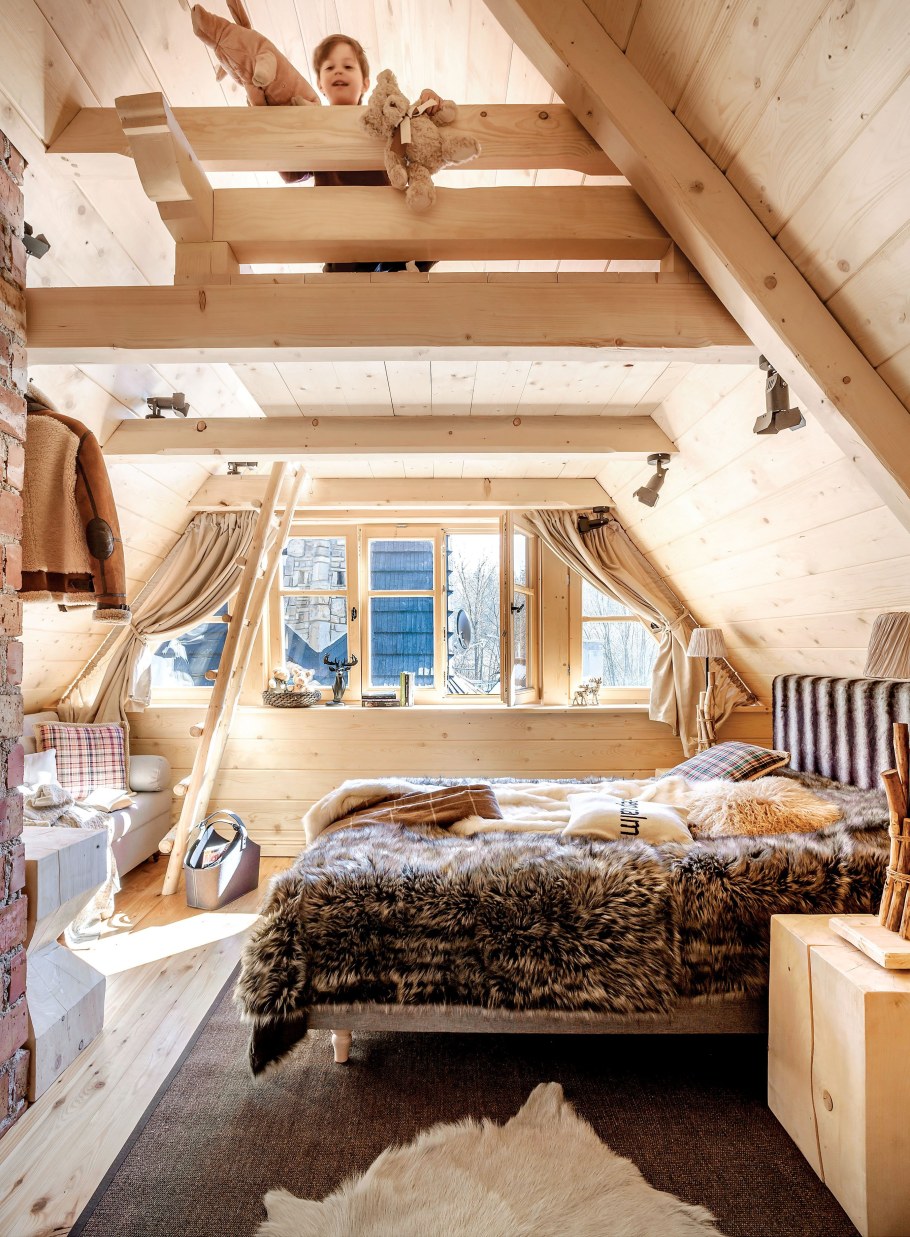 Данн Кэтрин "чердак / Attic"