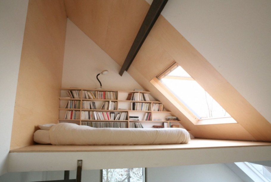 Спальные места на мансарде